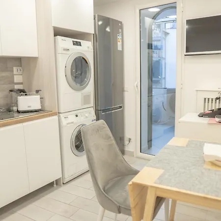 Apartment D'elite Chiaia *