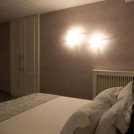 D'elite Chiaia Apartment Naples