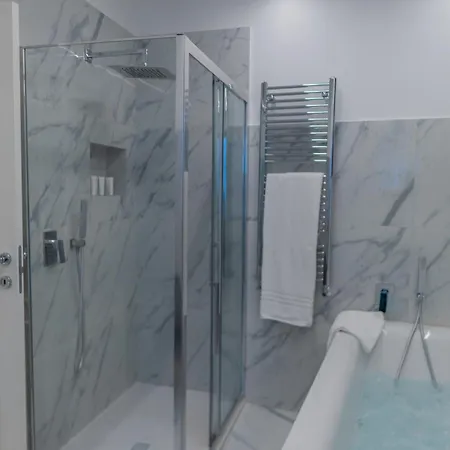 Apartment D'elite Chiaia *