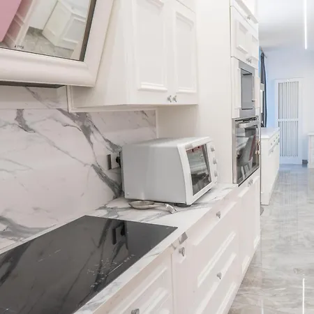 D'elite Chiaia ナポリ