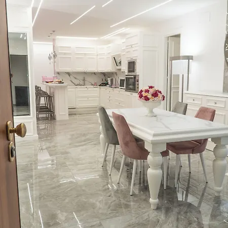 D'elite Chiaia アパート